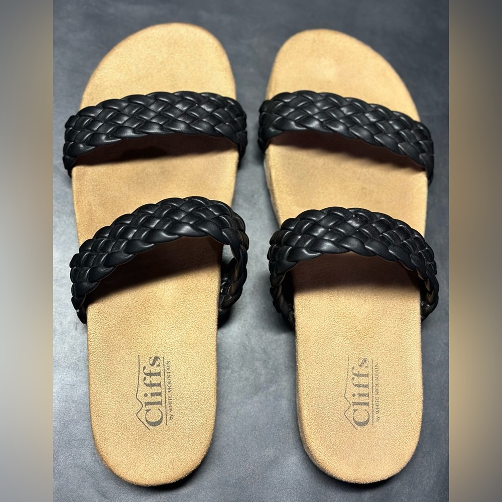 Cliffs women’s sandals.